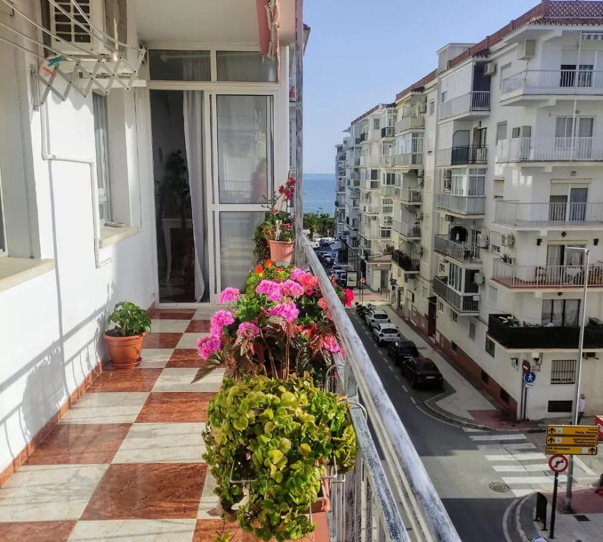 2 Minutes From The Beach!!! Great Apartment!!! Nerja Apartment